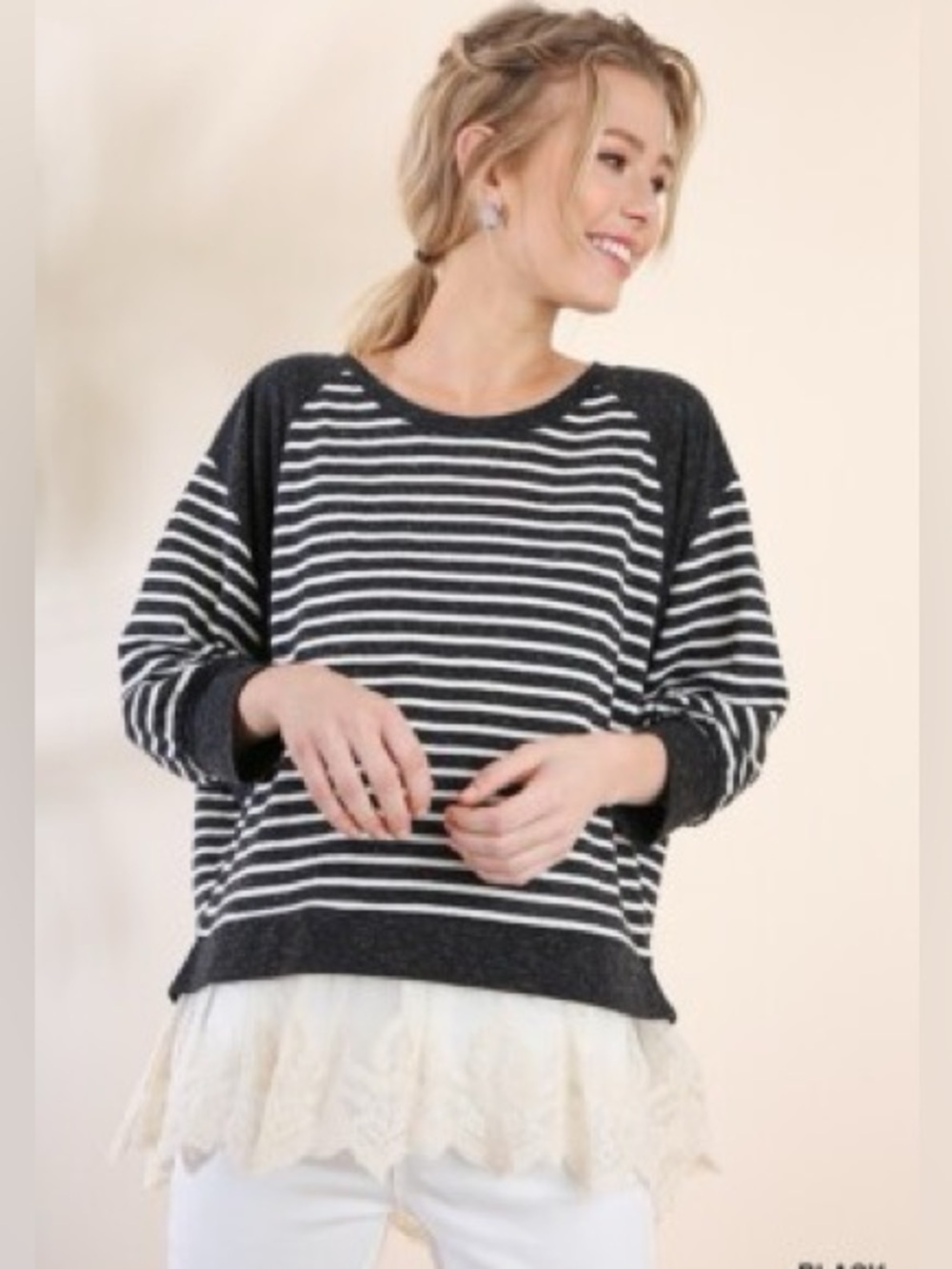 Umgee Gray & White Striped Raglan Top with Scalloped Lace Trim L